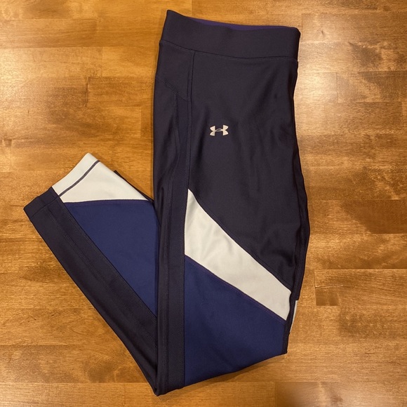 Women’s Under Armour Crop Leggings - Picture 1 of 5